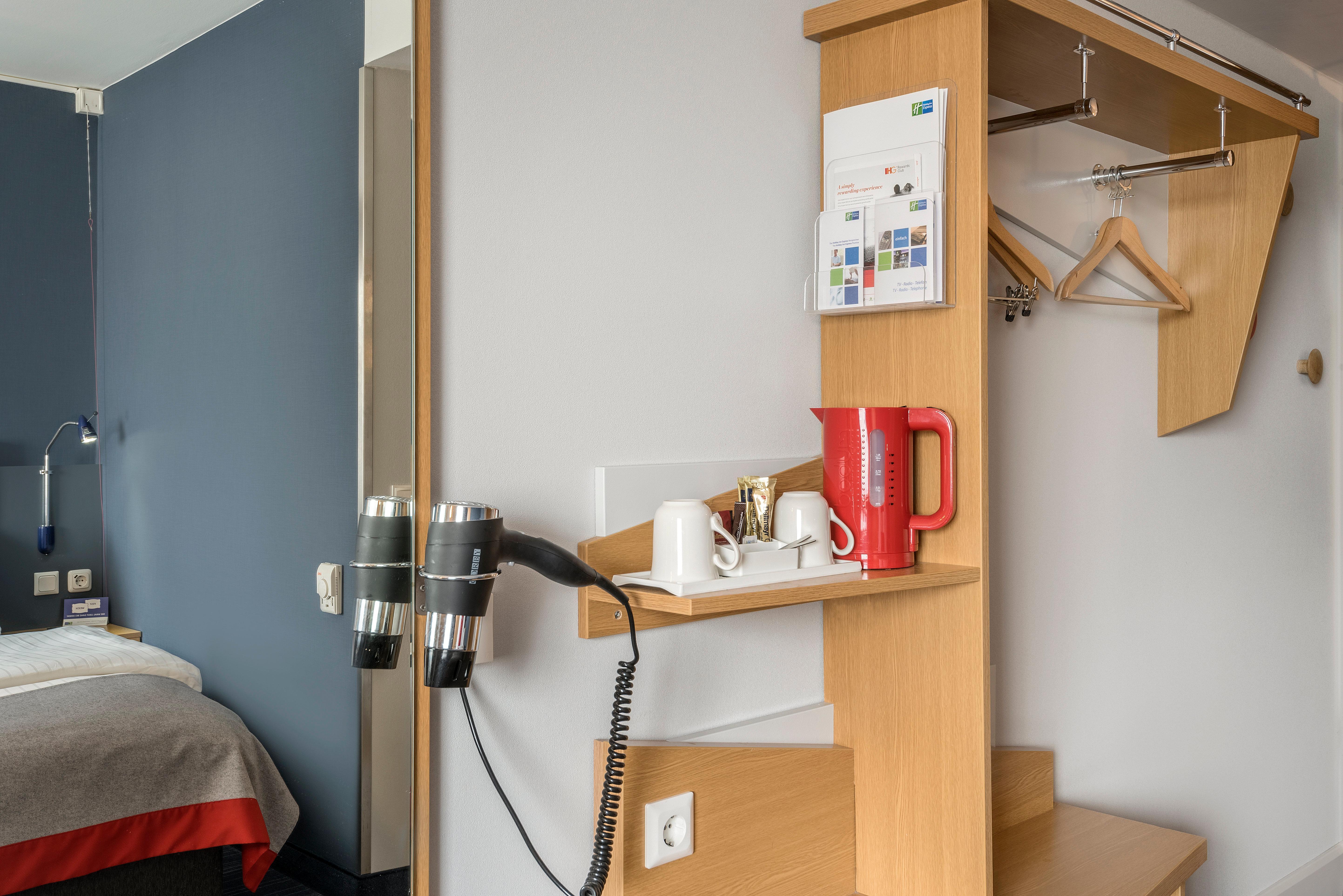 Holiday Inn Express Cologne Troisdorf By Ihg Εξωτερικό φωτογραφία