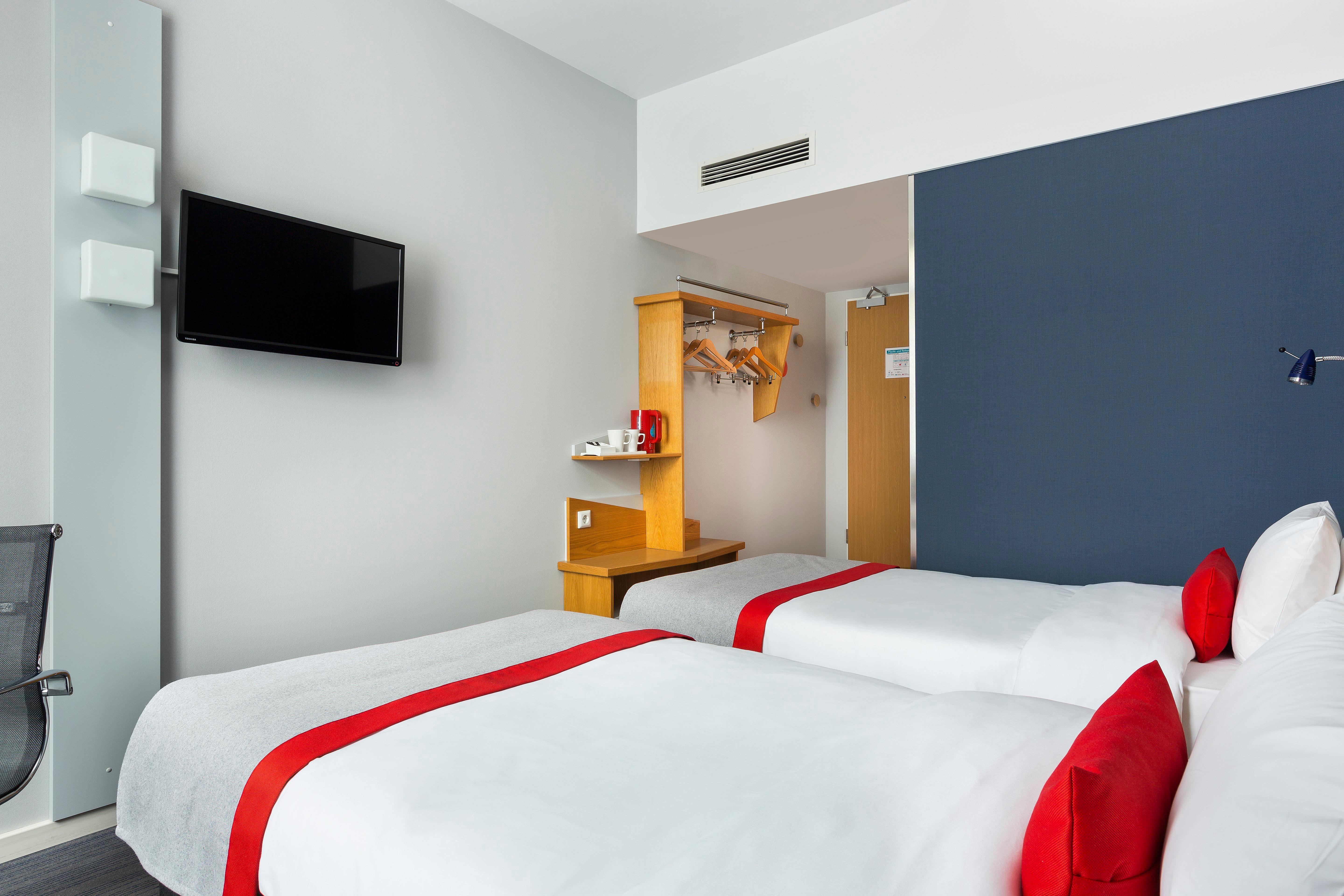 Holiday Inn Express Cologne Troisdorf By Ihg Εξωτερικό φωτογραφία