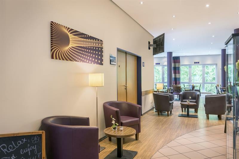 Holiday Inn Express Cologne Troisdorf By Ihg Εξωτερικό φωτογραφία
