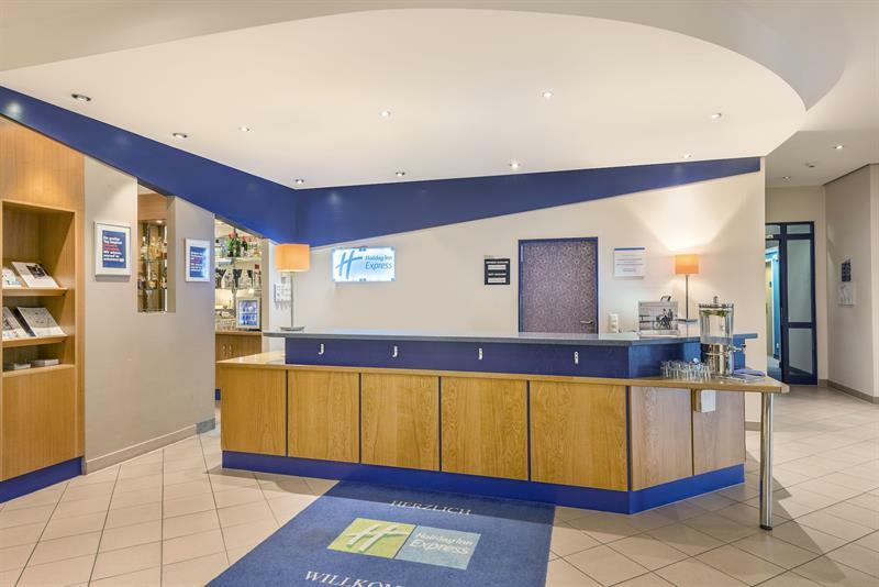 Holiday Inn Express Cologne Troisdorf By Ihg Εξωτερικό φωτογραφία